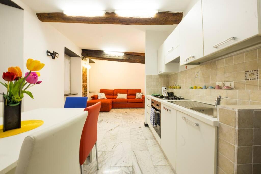 Appartamento La Citta Vecchia Genua Exterior foto